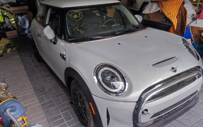 WYPRZEDAŻ  30750_z_VAT_495_MINI_COOPER_2023_ELEKTRYK_184_KM_AUTOMAT 